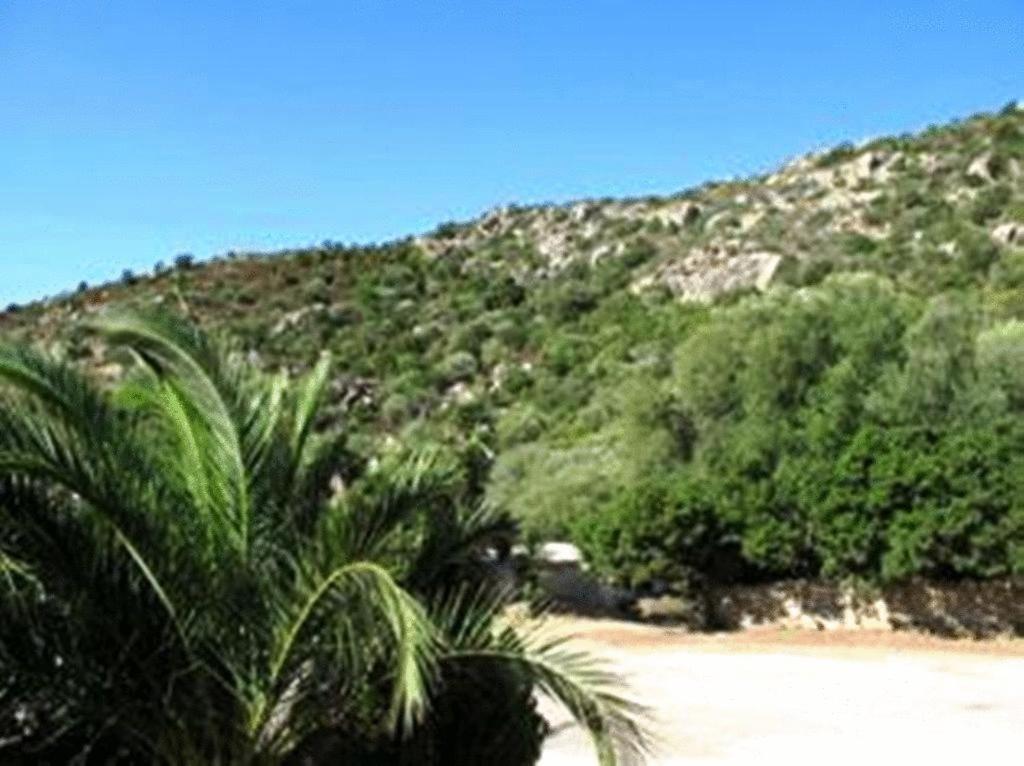 Hotel Turismo Rurale Montitundu Portisco Luaran gambar