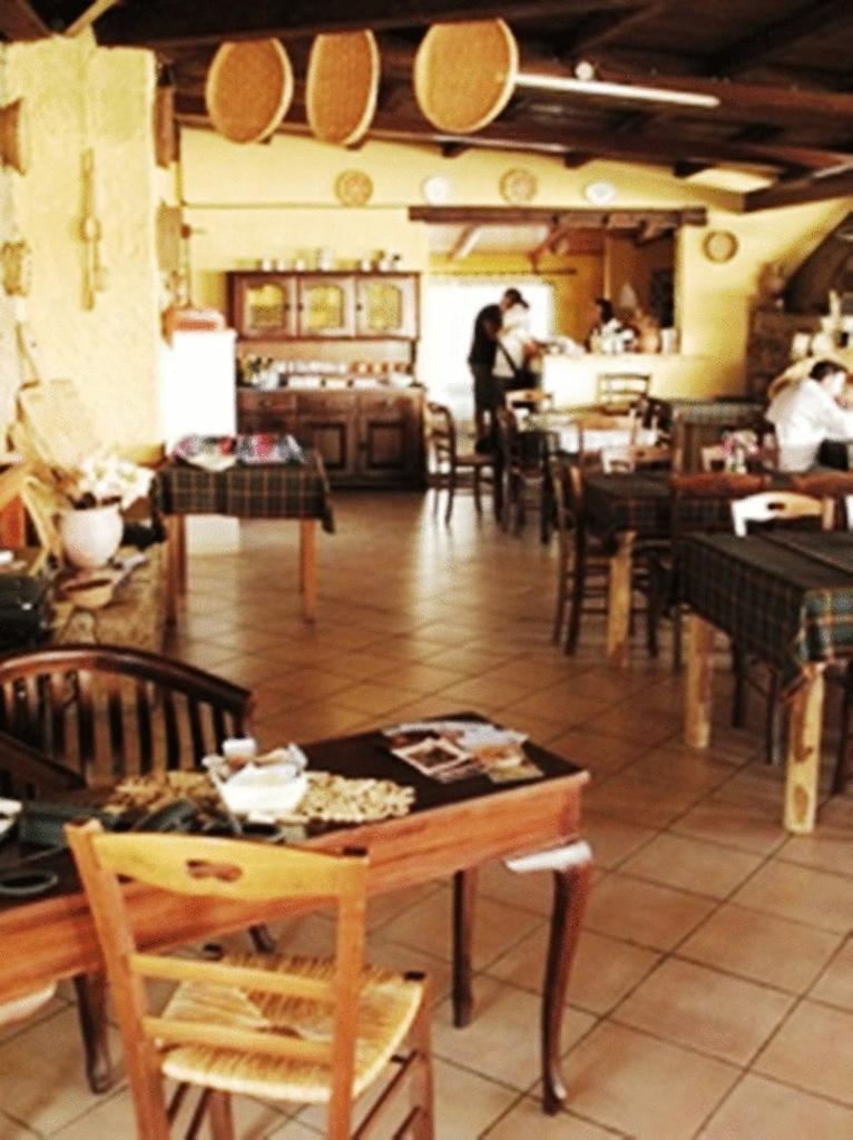 Hotel Turismo Rurale Montitundu Portisco Luaran gambar