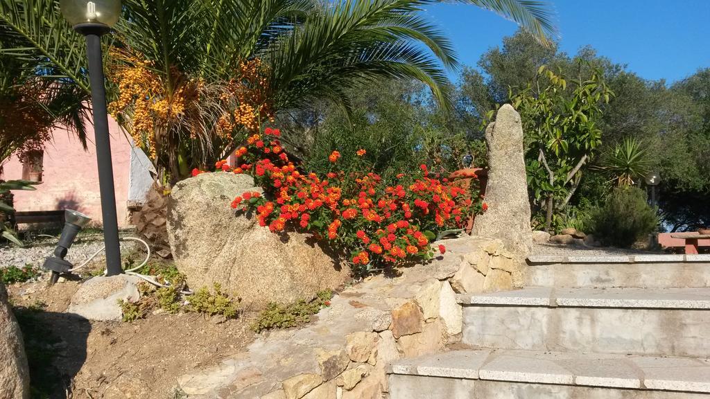 Hotel Turismo Rurale Montitundu Portisco Luaran gambar
